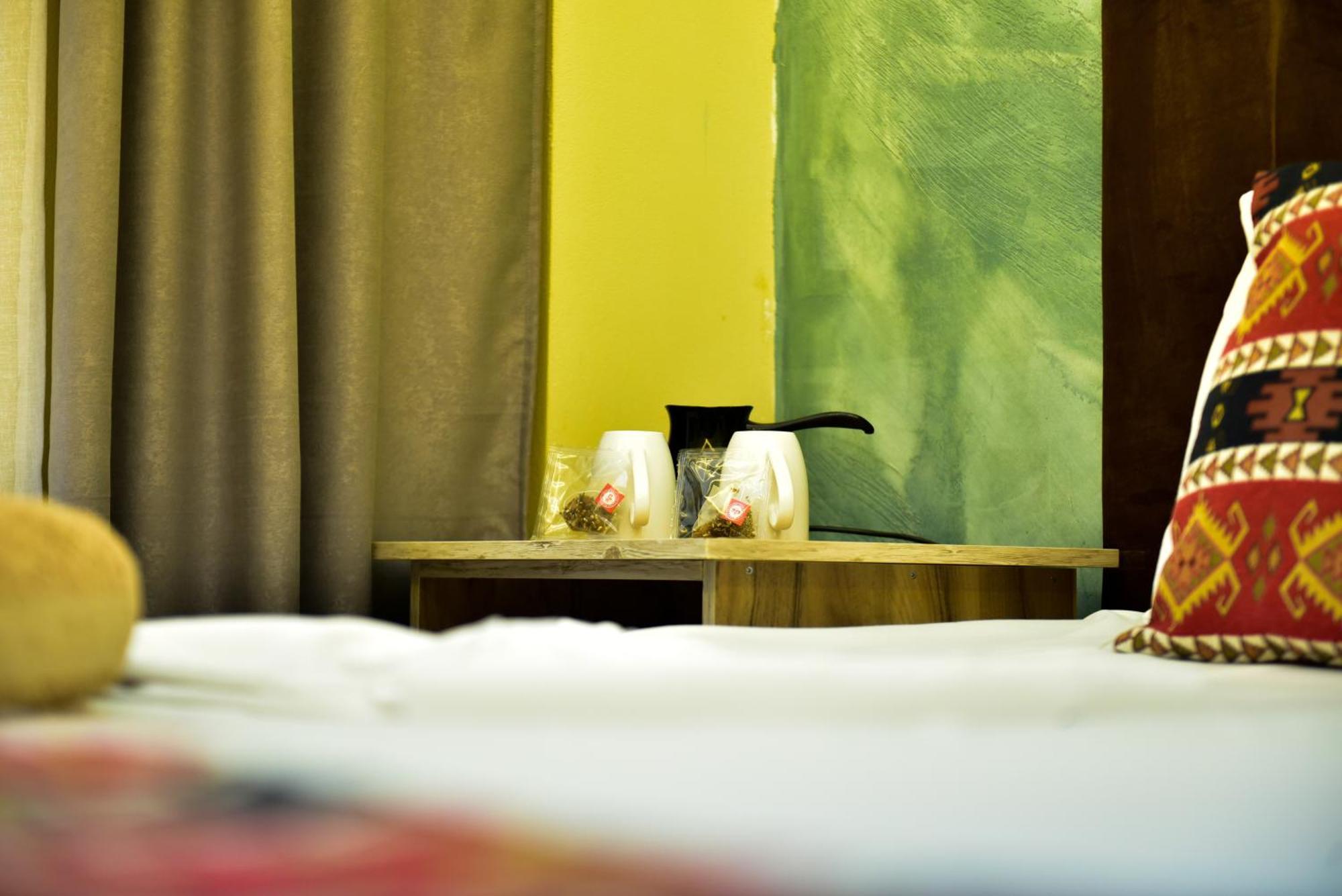 Te Bujtina Hotel- Cozy Stay With Traditional Breakfast Near Beach โกเลม ภายนอก รูปภาพ